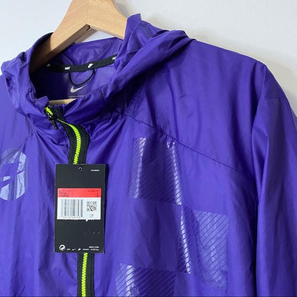 SOLD // Nike Reflective Running Windbreaker - Picture 2 of 9